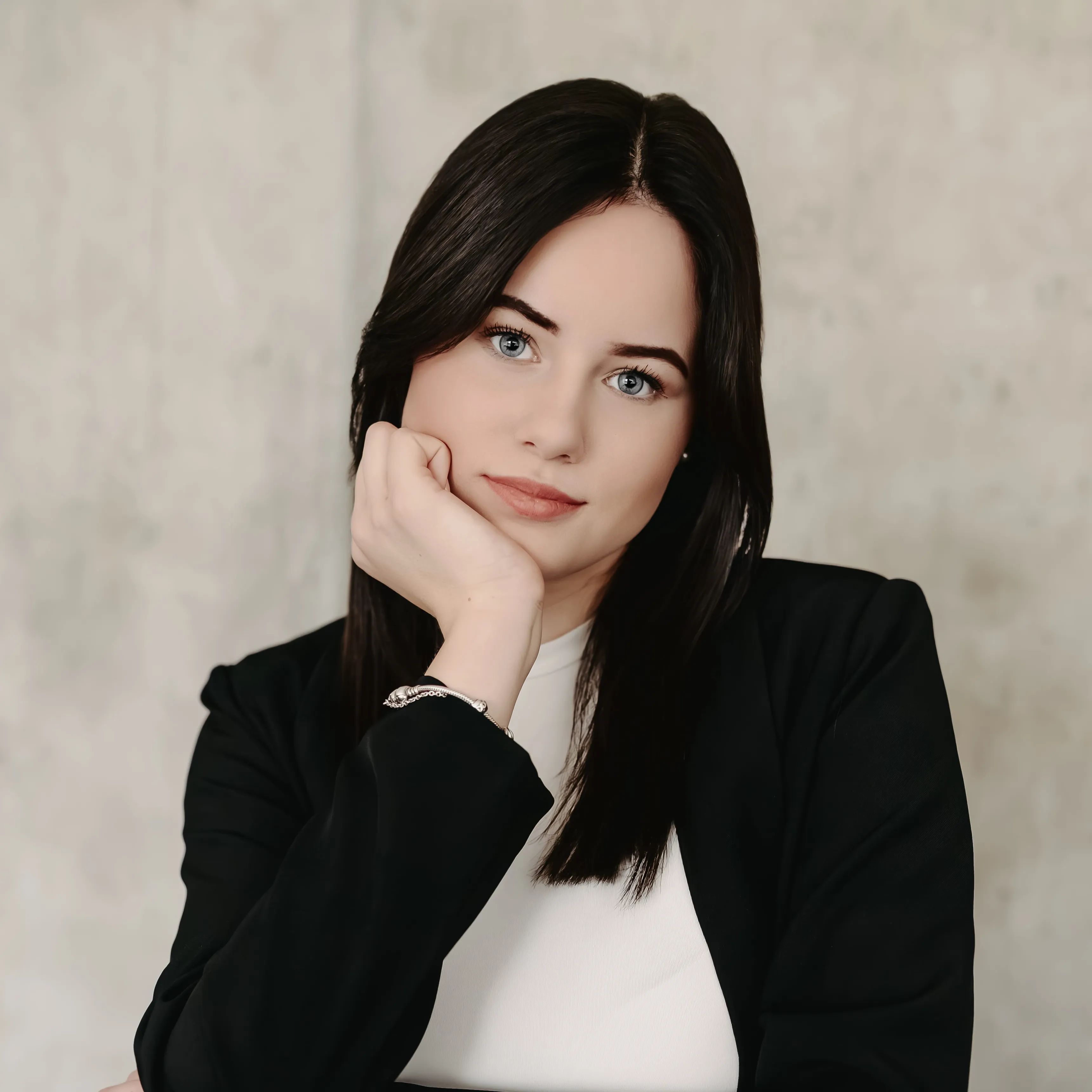 Ema Haler- mladi stilist